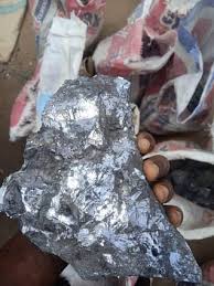 Lead Ore (Galena) – 70% Pb with Silver